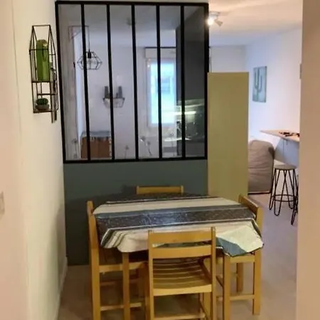 Apartment Superbe T1 Bis Proche Du Centre Et La Rochelle (Charente-Maritime)