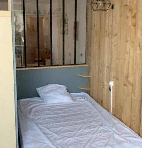 Superbe T1 Bis Proche Du Centre Et